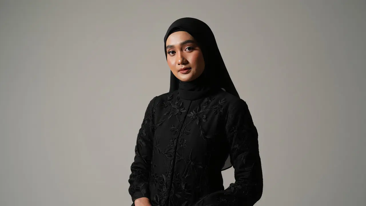Inspirasi Model Gamis Hitam Bordir Bunga untuk Penampilan Kasual yang Berkelas/Ilustrasi gambar oleh AI