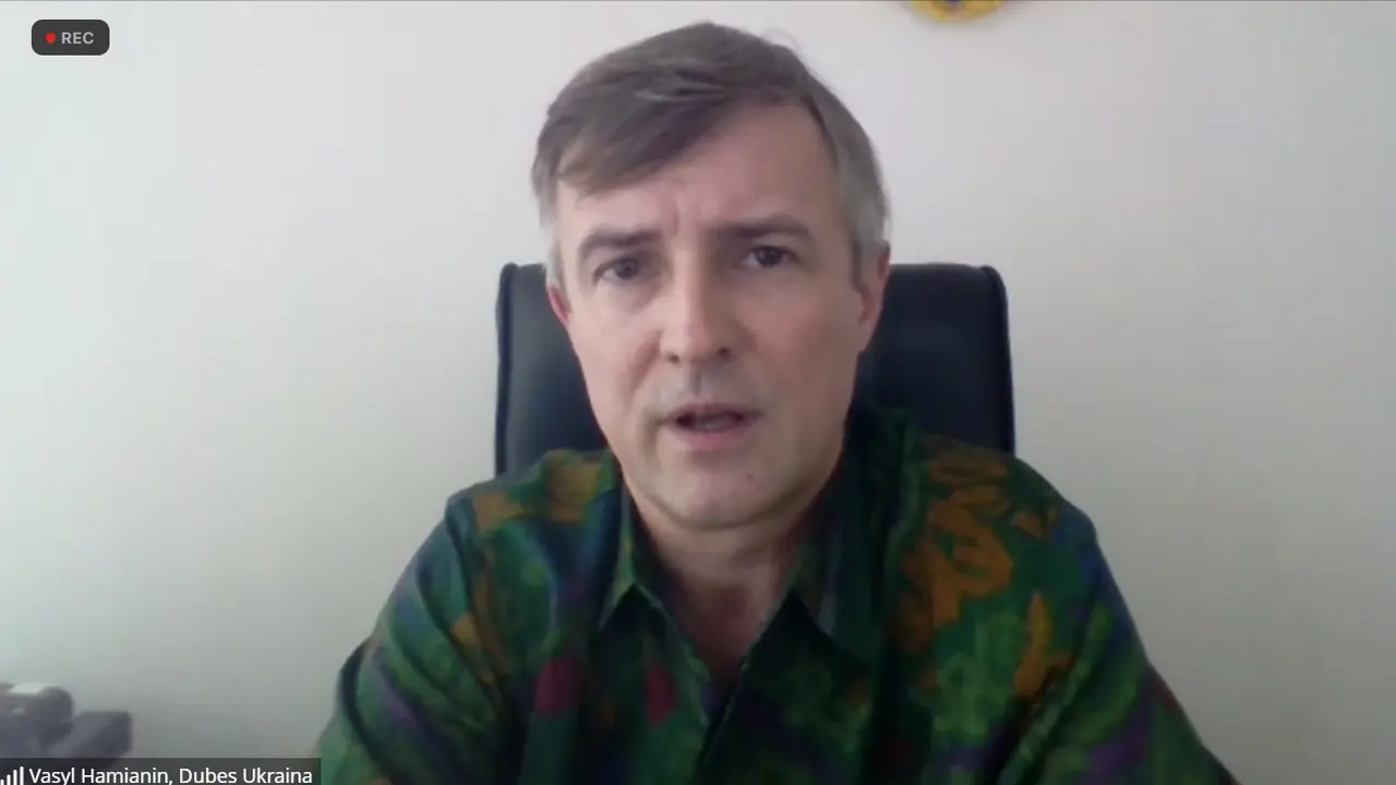 Dubes Ukraina Vasyl Hamianin membahas wacana pencabutan Visa on Arrival bagi warga negaranya.