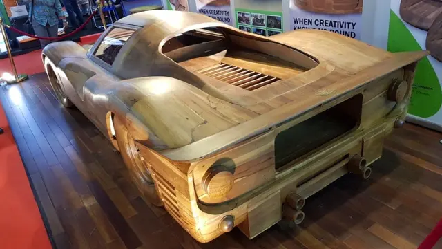 Repilka Ferrari 330 PA