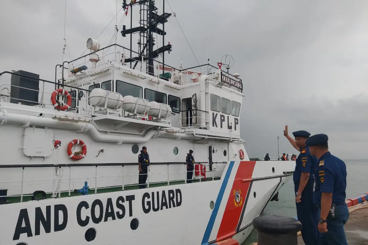 Kapal KPLP Kementerian Perhubungan