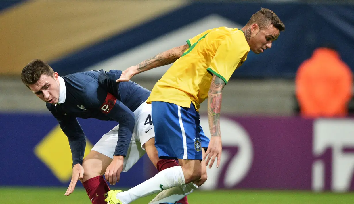Dengan berpindah kewarganegaraan, secara otomatis Aymeric Laporte dapat memperkuat Timnas Spanyol setelah sebelumnya pernah memperkuat Timnas Prancis di level yunior, mulai U-17 hingga U-21. (AFP/Jean-Francois Monier)