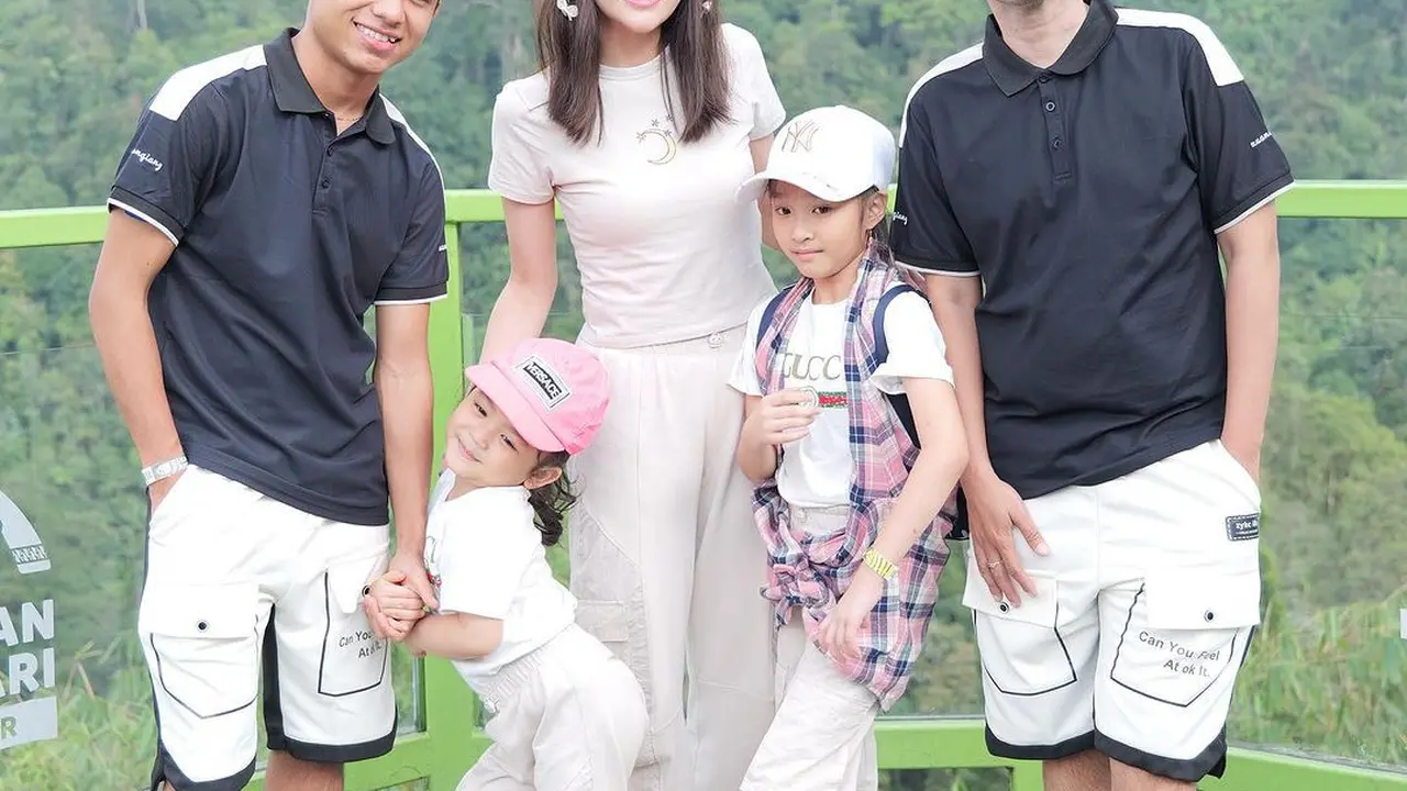 Potret Harmonisnya Sarwendah dan Ruben Onsu Sebelum Isu Miring Menyerang, Kompak Bareng dengan 3 Anak