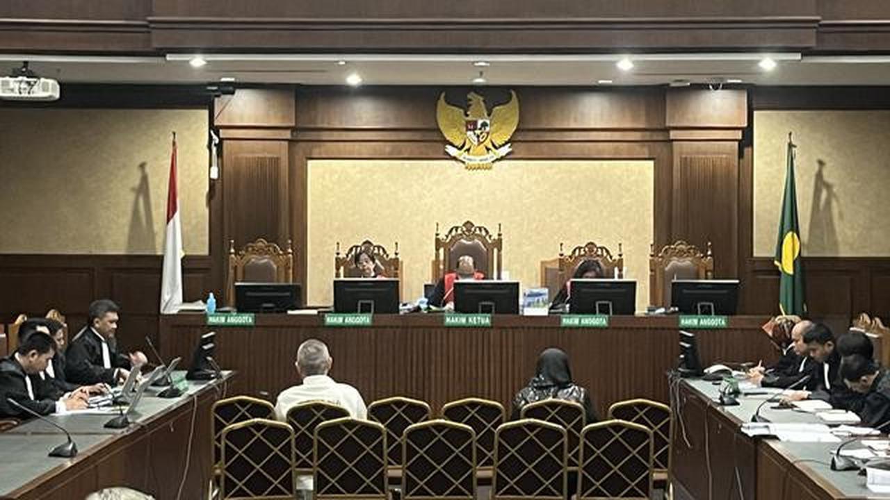 Sidang Korupsi LNG: Dua Eks Pejabat Pertamina Divonis 4,5 dan 3,5 Tahun
