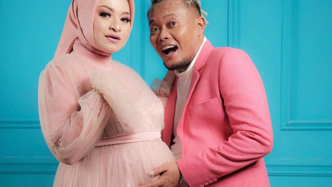 Momen Artis Ngidam Saat Hamil, dari Pegang Harimau hingga Beli Helikopter
