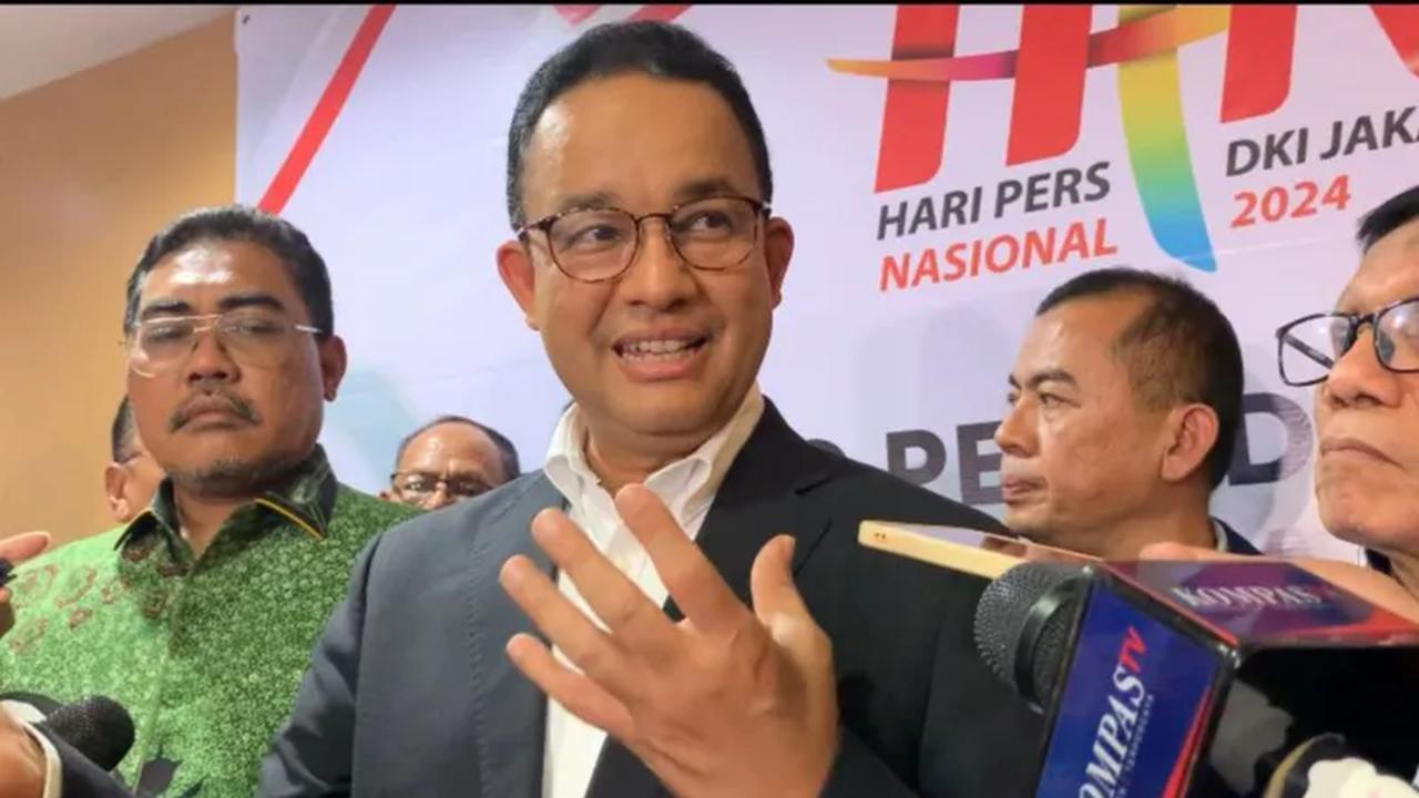 Anies juga ditanya apakah akan mengadakan program makan siang gratis tersebut.<br>