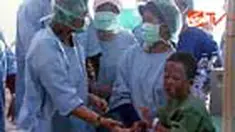 Menkes mengatakan pemerintah bakal memberikan bantuan kepada korban ledakan elpiji dalam jengukannya ke salah satu korban di RSCM, Jakarta. 