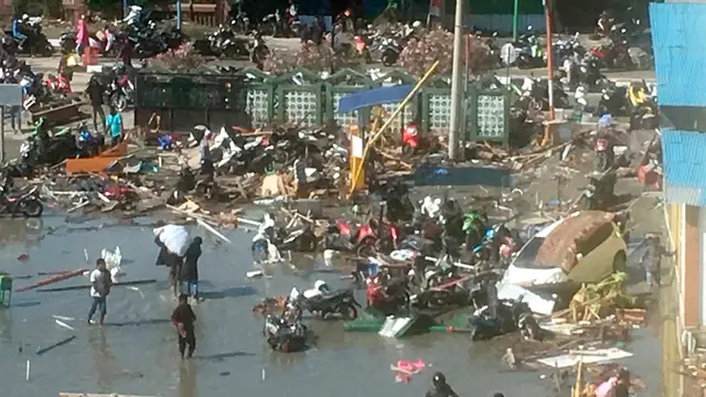 Tsunami di Kota Palu