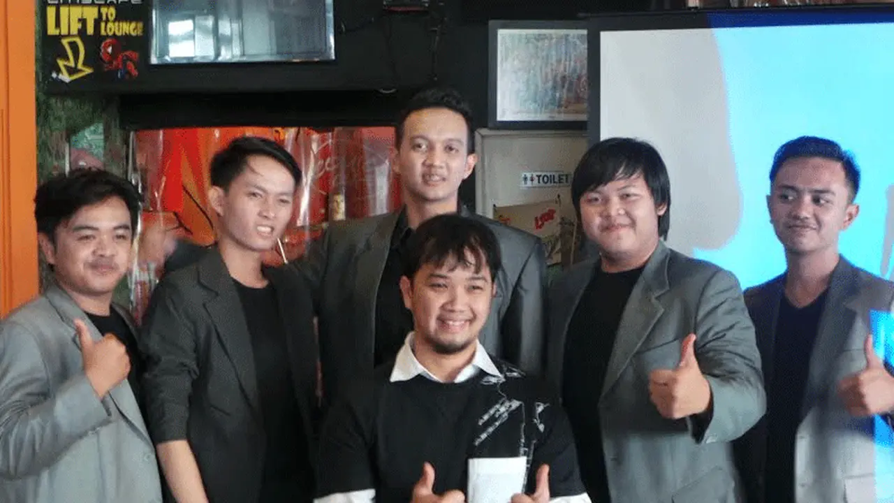 Seno eks Radja Band