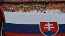 Slovakia. Slovakia tercatat baru 1 kali lolos ke putaran final Piala Dunia pada edisi 2010 di Afrika Selatan. Marek Hamsik dkk lolos usai memuncaki Grup C pada fase kualifikasi Zona UEFA. Slovakia harus tersingkir di babak 16 Besar pada putaran final Piala Dunia 2010 setelah takluk 1-2 dari Belanda. (AFP/Joe Klamar)