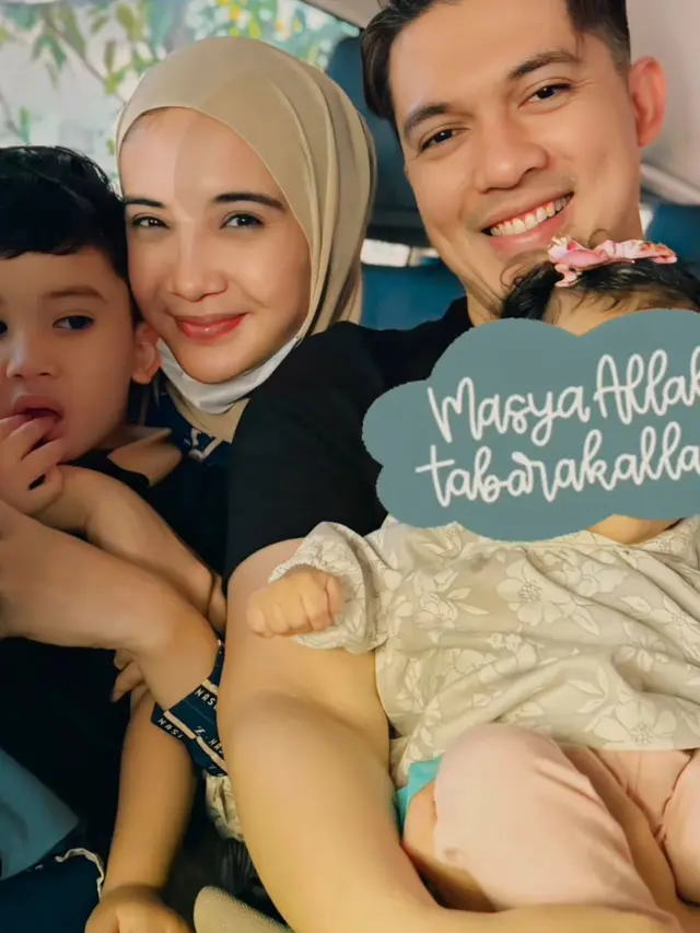 Rayakan Anniversary Pernikahan, Zaskia Sungkar Unggah Pesan Haru untuk Irwansyah (credit: instagram @zaskiasungkar15).