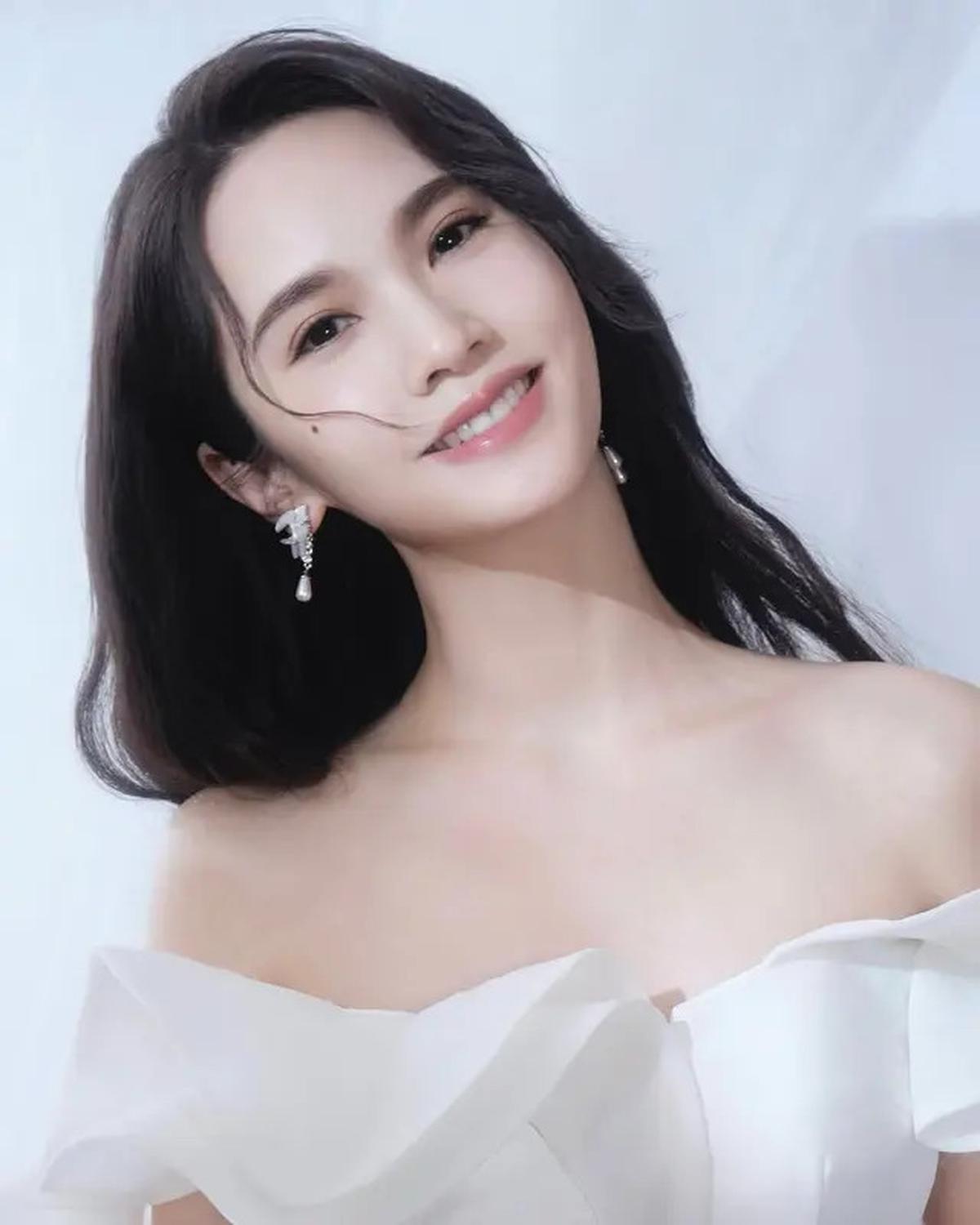 8 Potret Rainie Yang Sahabat Barbie Hsu di 'Meteor Garden', Aktingnya Dikenang