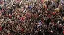 Ribuan pengunjung padati kawasan Bundaran HI, Jakarta, untuk merayakan pergantian tahun 2023, Sabtu (31/12/2022). Kemeriahan begitu terasa dalam momen perayaan tahun baru 2023 di car free night yang digelar di sepanjang Jalan Sudirman-Jalan MH Thamrin. (Liputan6.com/Angga Yuniar)