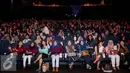 Suasana peserta nobar di CGV Blitz GI, Jakarta, Minggu (12/2). Cinemaholic dan Cadbury gelar nonton bareng Surga Yang Tak Dirindukan 2. (Liputan6.com/Gempur M. Surya)