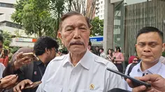 Luhut Minta TNI/Polri Blusukan Mendata Masyarakat Layak Terima Bansos