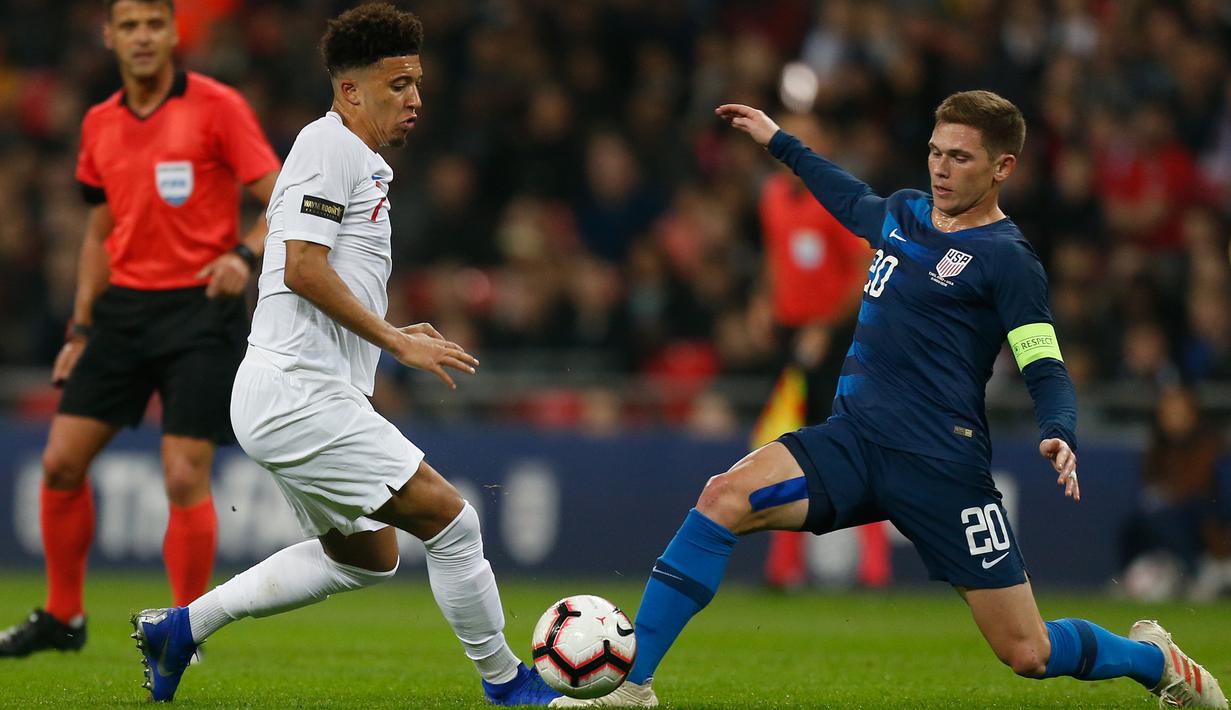 Jadon Sancho menjadi pemain pertama kelahiran 2000 atau lebih, yang mencetak gol untuk Timnas Inggris Senior. (AFP/Ian Kington)