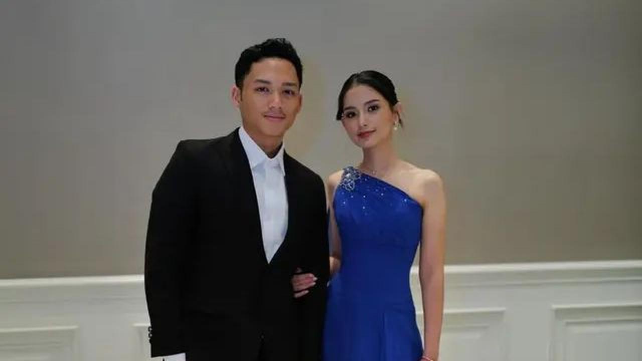1. Azriel Hermansyah dan Sarah Menzel