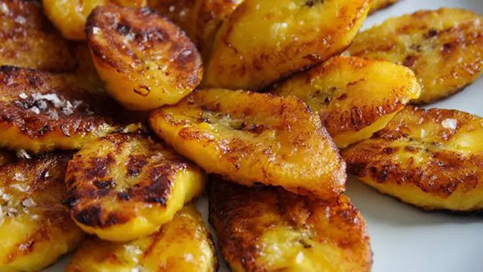 Pisang panggang/copyright Viva las Arepas