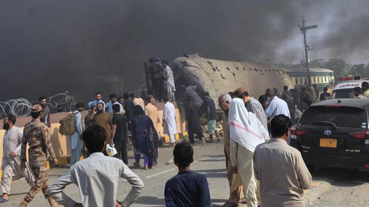 Pakistan Diguncang Bom Bunuh Diri, 23 Orang Dilaporkan Tewas