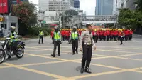 Buruh 'Kepung' Istana, Cek Pengalihan Rute Transjakarta