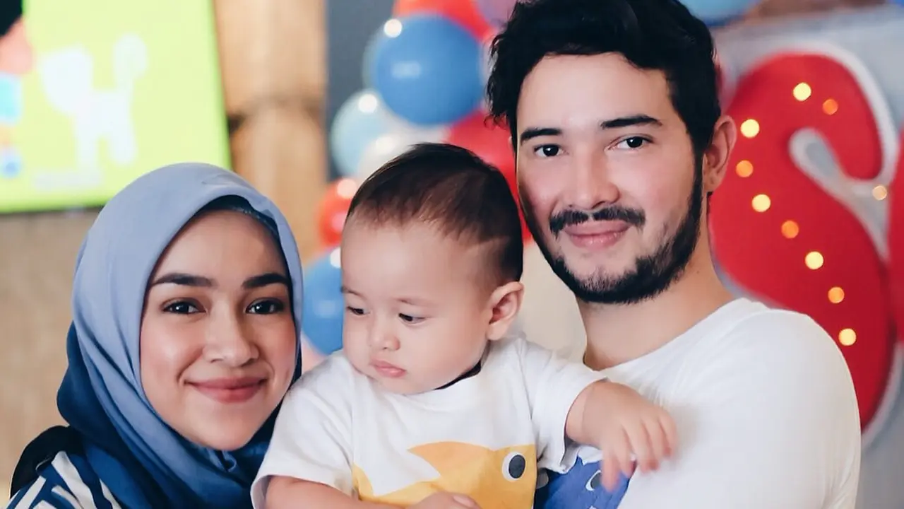 [Bintang] Aryani Fitriana dan Donny Michael