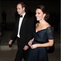 Raja dan Ratu Inggris Pangeran William dan Ratu Kate Middleton tengah berbahagia menunggu kehadiran anak ketiga. Berharap akan lahir seorang anak perempuan, mereka akan memberi nama Diana. (Instagram/katemiddletonofficial)