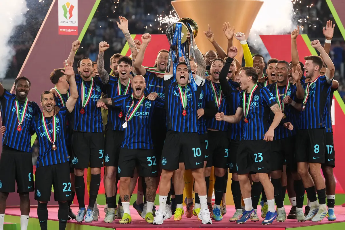 Foto: Inter Milan Kawinkan Gelar Liga dengan Juara Coppa Italia 2025/2026