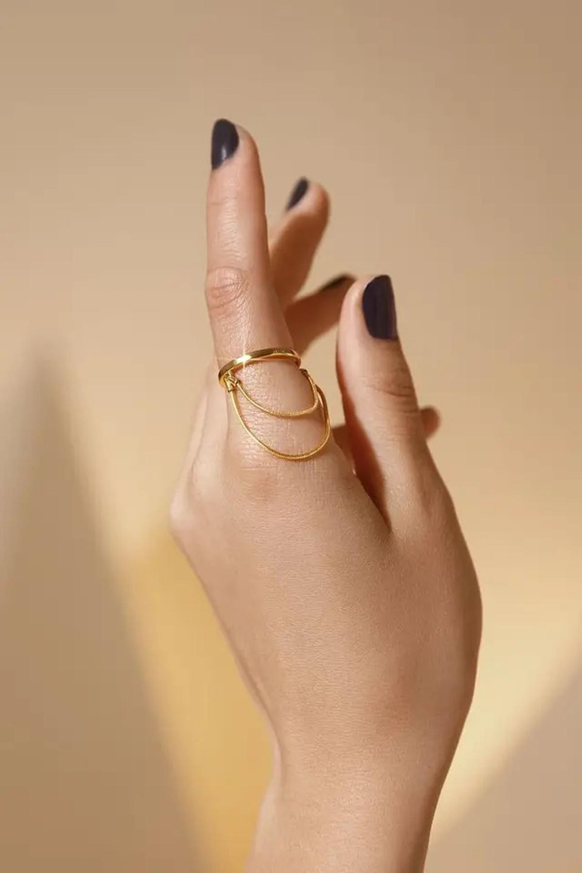 Ungkap Kepribadian Lewat Letak Cincin di Jari, Yuk Simak Artinya!