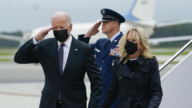 Joe Biden Beri Penghormatan pada 13 Tentara AS yang Tewas di Kabul Afghanistan