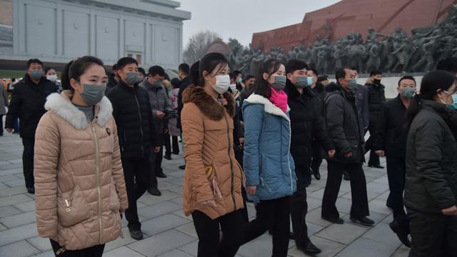 FOTO: Warga Korea Utara Peringati 10 Tahun Kematian Kim Jong-il