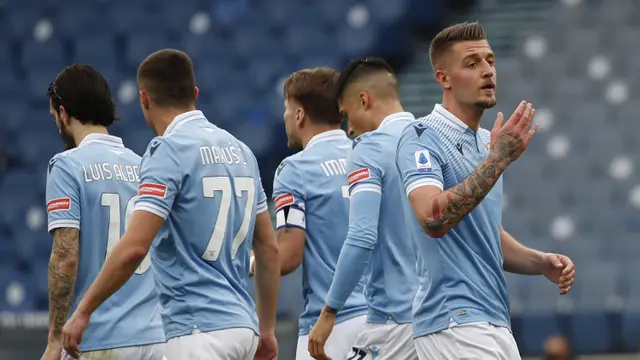 FOTO: Lazio Susah Payah Tundukkan Crotone 3-2 - Sergej Milinkovic-Savic; Tim Lazio