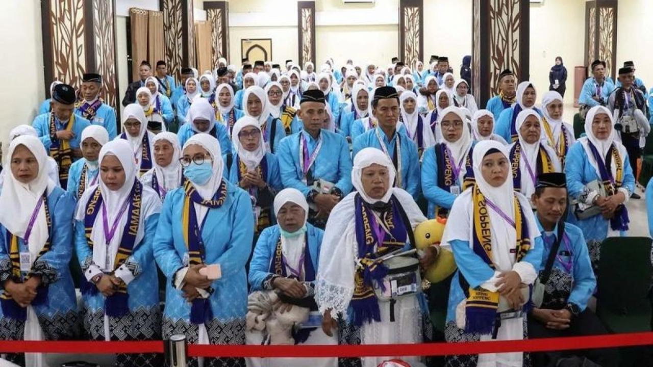 Penerbangan Haji Garuda Kloter Pertama Capai OTP 100 Persen, Jamin Kelancaran Jamaah