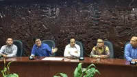 Konferensi pers registrasi kartu SIM prabayar di kantor Kemkominfo, Jakarta, Rabu (1/11/2017). (Liputan6.com/Andina Librianty)
