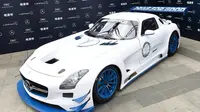 Hasil penjualan Mercedes-Benz SLS AMG GT3 edisi khusus disumbangkan untuk membantu anak-anak miskin di Tiongkok (Foto: Benzinsider).