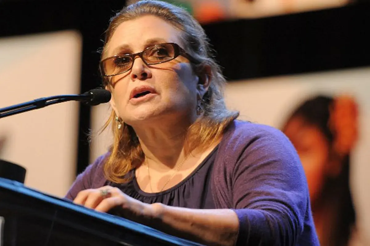 [Bintang] Carrie Fisher