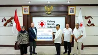 Donasi uang tunai senilai 1 Miliar Rupiah dari Nestlé Indonesia melalui program Nestlé Peduli. (Liputan6.com/ ist)