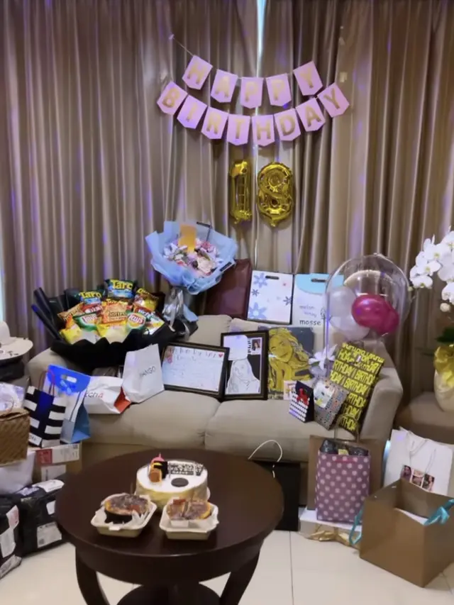 Momen Ulang Tahun Lyodra Ginting yang Ke-18, Dapat Surprise Dinner Romantis. (Sumber: Instagram/lyodraofficial)