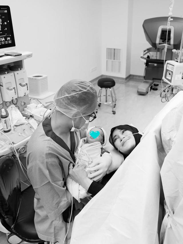 6 Momen Detik-Detik Persalinan Shandy Purnamasari, Lahirkan Anak Ketiga