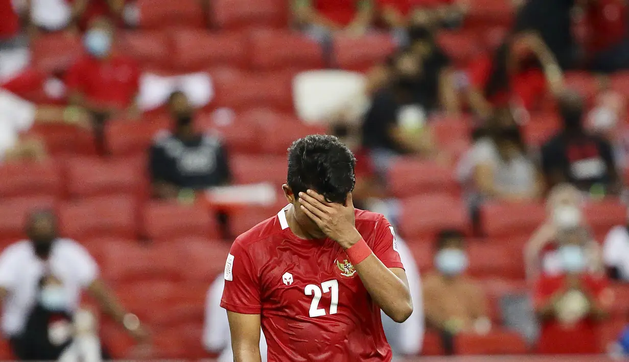 Timnas Indonesia harus mengakui ketangguhan Thailand pada leg pertama final Piala AFF 2020. Skuad Garuda babak belur dihajar Thailand empat gol tanpa balas di Stadion Nasional, Kallang, Singapura, Rabu (29/12/2021). (AP/Suhaimi Abdullah)