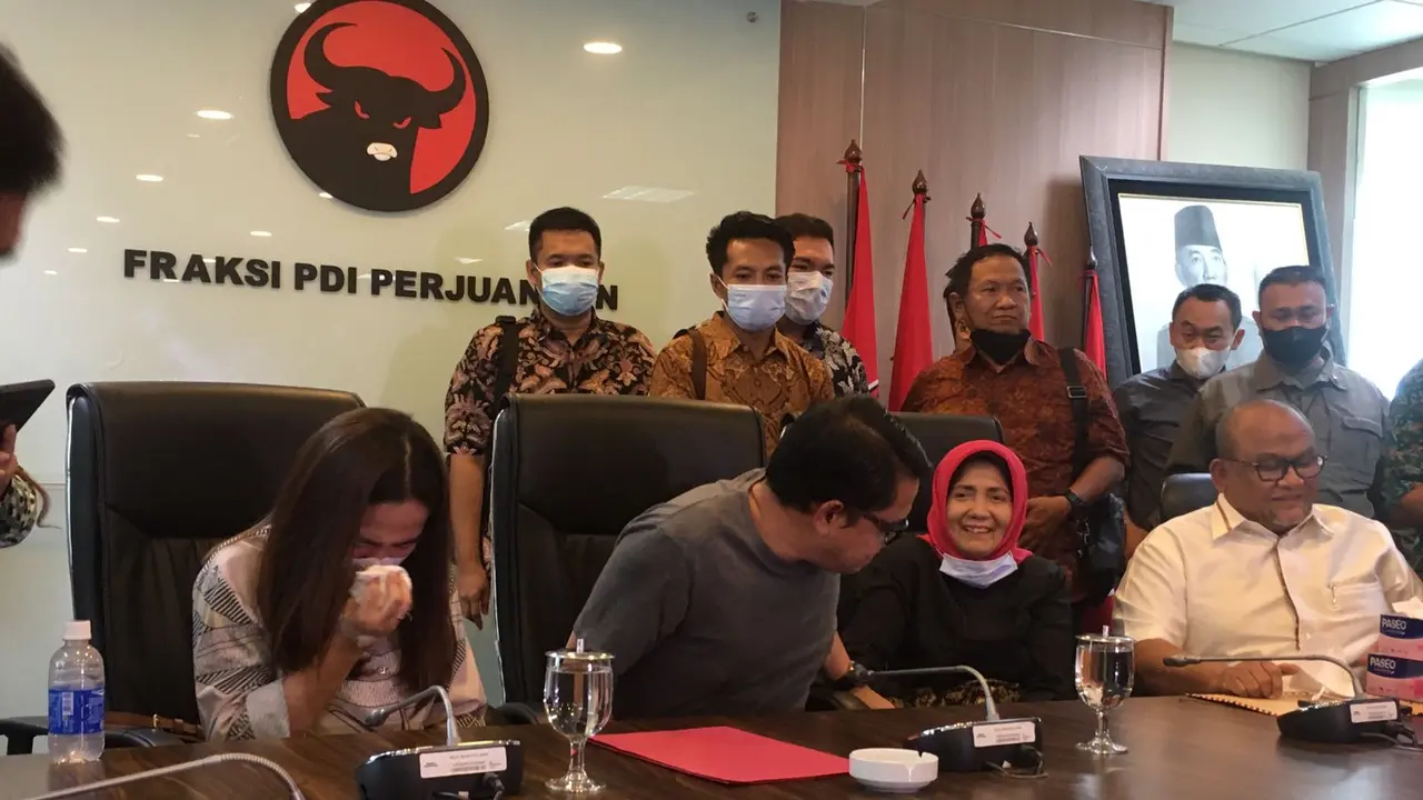 Anggiat Pasaribu minta maaf ke Arteria Dahlan dan ibundanya
