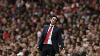 Reaksi pelatih Arsenal Unai Emery pada laga Liga Inggris melawan Arsenal di Emirates Stadium, Minggu (12/8/2018). (AP Photo/Tim Ireland)