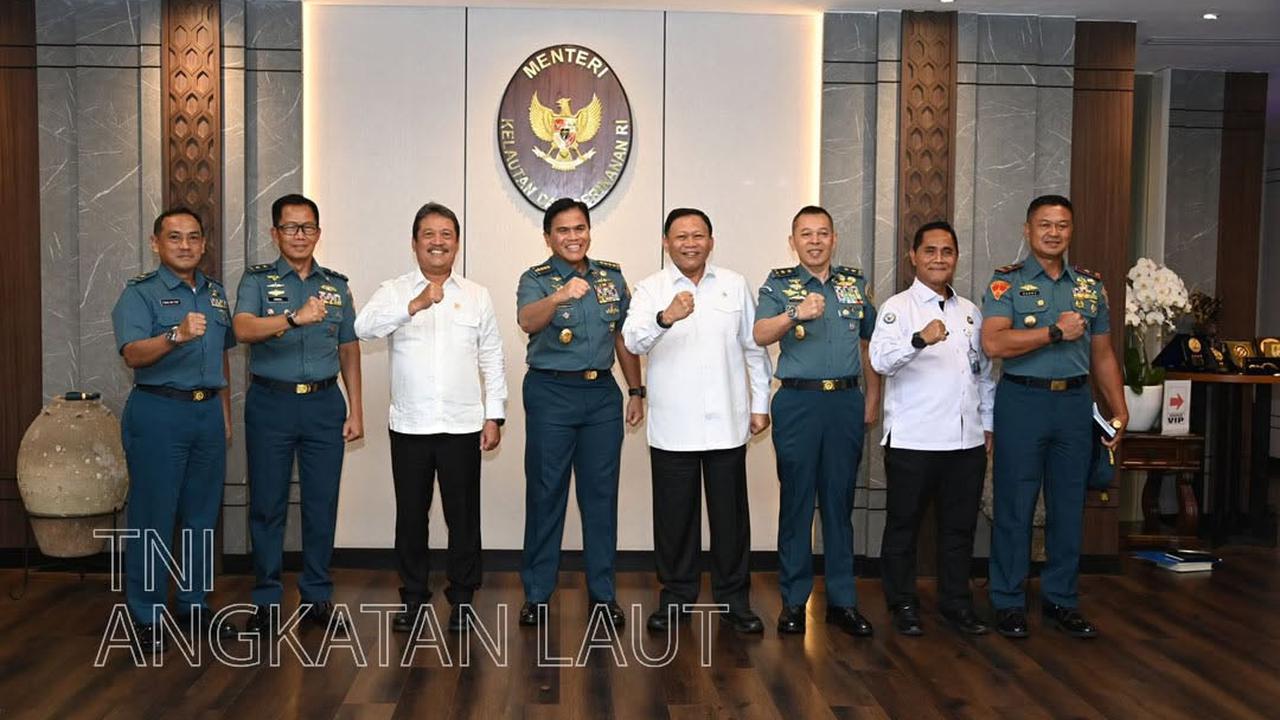 Kasal dan Jenderal AL Turun Tangan, Pasukan Tegas 'Obrak Abrik' Pagar Laut Tangerang Rugikan Nelayan