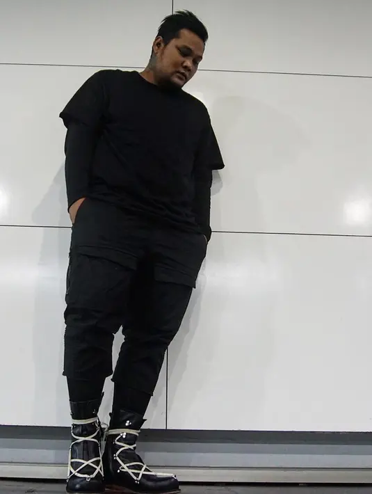 "Mudah-mudahan dengan banyaknya teman artis gua yang gabung geng pengajian, ini jadi tren yang bagus lah. Dan gue percaya, sebuah tren kalau dijaga terus bakalan makin besar," tutur Virgoun. (Instagram/virgoun_)