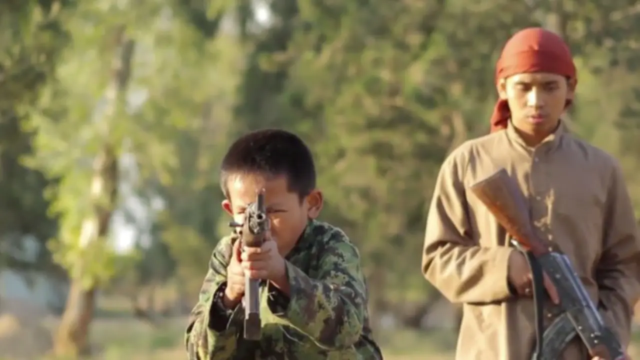 Beredar Video ISIS Rekrut Anak Indonesia untuk Tempur di Suriah!