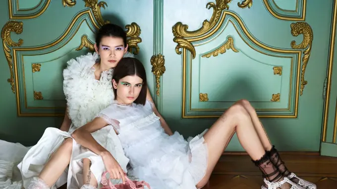 Kolaborasi Melissa/Viktor&Rolf