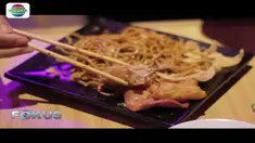Mie Clubbing dan Mie Dugem merupakan mi yang direbus maupun digoreng dengan berbagai tingkatan pedas.