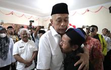 Wamensos Serahkan Santunan Kematian Korban Majelis Taklim Ambruk di Bogor
