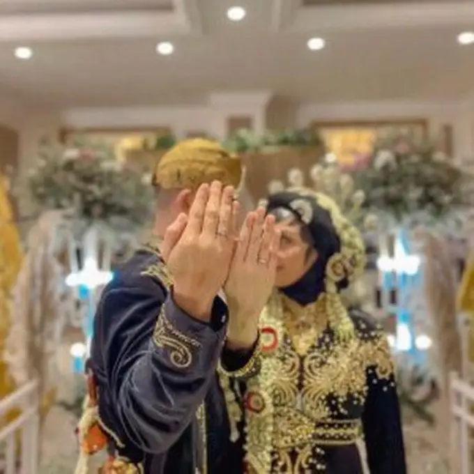 Potret Nabila dan Firman Menikah (Instagram/@vatemat)