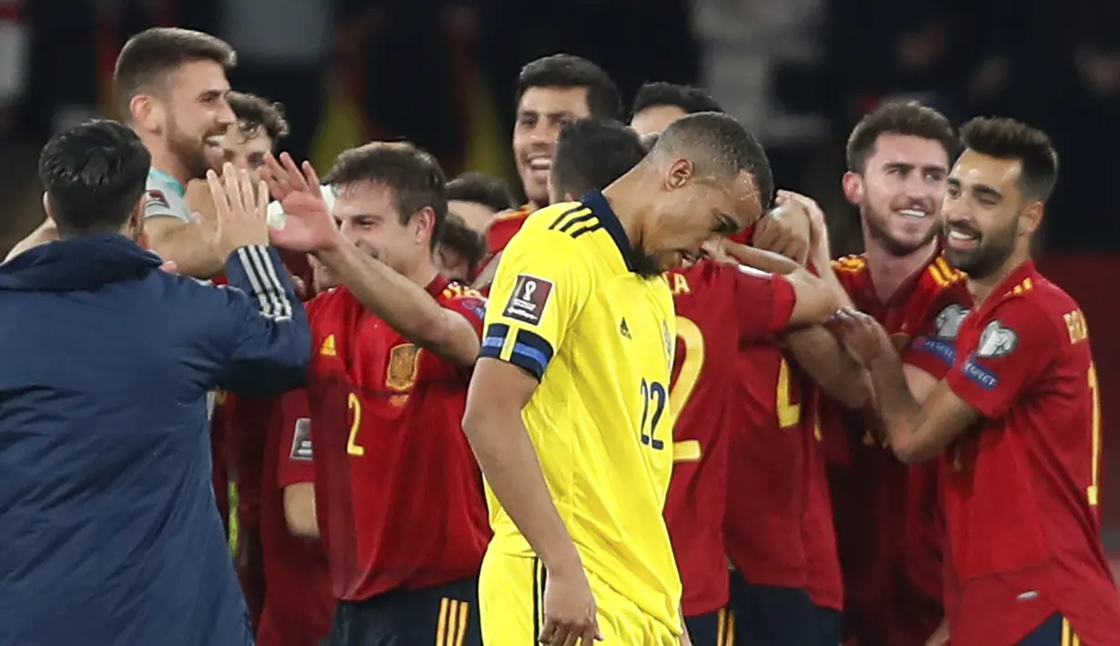 Skor 1-0 untuk kemenangan Spanyol bertahan hingga laga usai. (AP/Angel Fernandez)