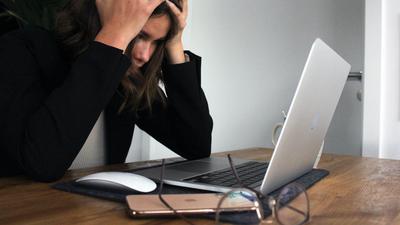 Cerita Pekerja Kelelahan Mental, Nekat Keluar dan Kini Malah Sukses