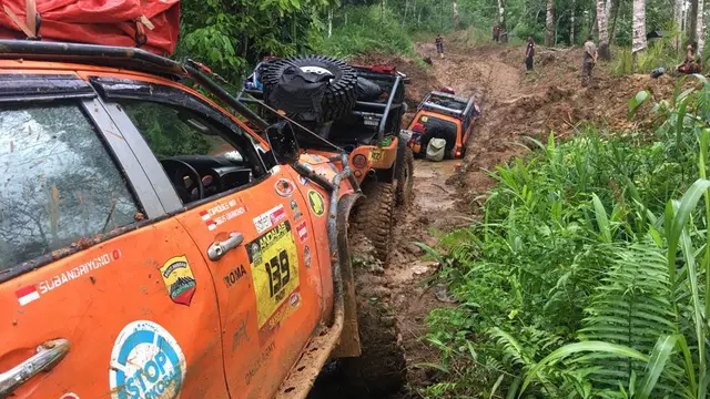 Trek yang ekstrim di Indonesia Offroad eXpedition (IOX) 2019 Andalas membuat banyak peserta berguguran